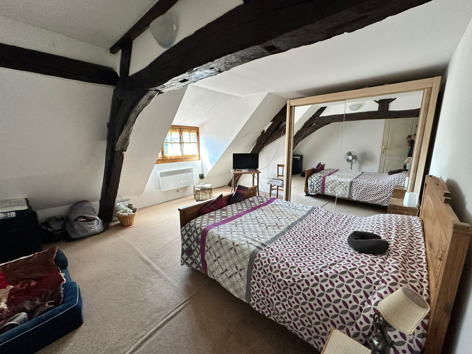 Appartement de caractère de 130 m2 en plein centre de Fay-au